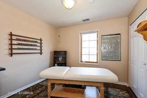 614 Greendale Rd, Glenview, IL 60025 photo 14