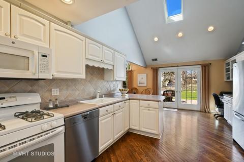 614 Greendale Rd, Glenview, IL 60025 photo 4