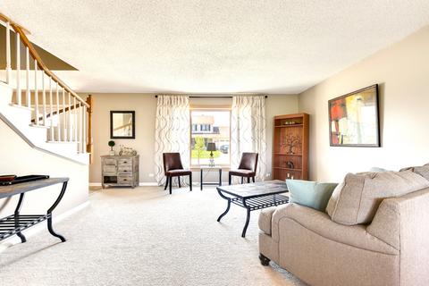 1125 Independence Dr, Bartlett, IL 60103 photo 8