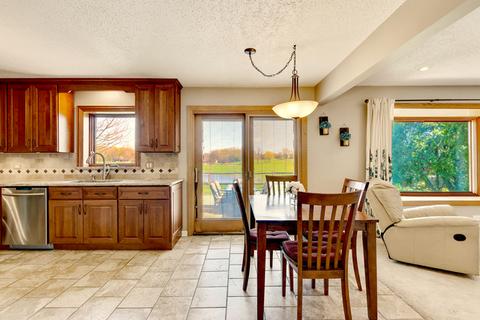 1125 Independence Dr, Bartlett, IL 60103 photo 7