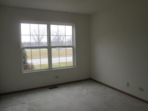 19 Cunningham Ln, Park Forest, IL 60466 photo 7
