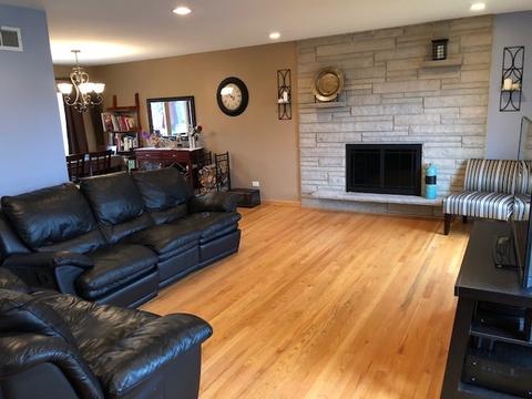 15324 Maple Dr, Oak Forest, IL 60452 photo 3