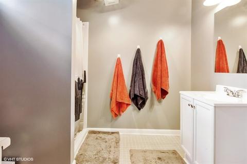 460 Standish St, Elgin, IL 60123 photo 9