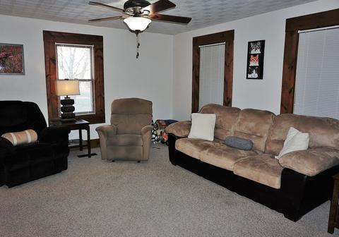 208 E Bluff St, Winnebago, IL 61088 photo 5