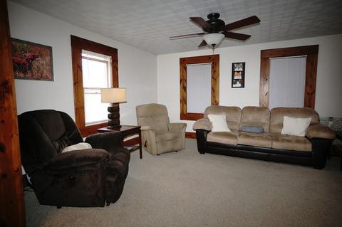 208 E Bluff St, Winnebago, IL 61088 photo 4