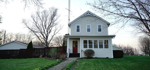 208 E Bluff St, Winnebago, IL 61088 photo 1