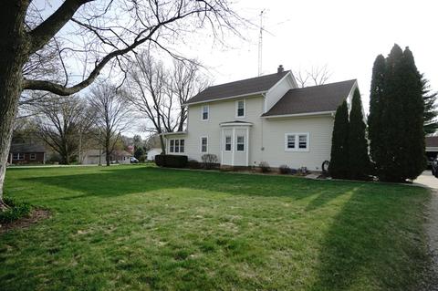 208 E Bluff St, Winnebago, IL 61088 photo 24