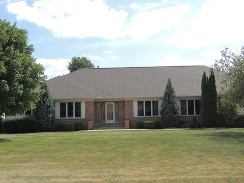 700 30th St, Peru, IL 61354 photo 1