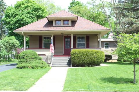15 Monroe St, Elgin, IL 60123 photo 2