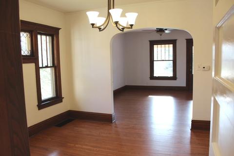 15 Monroe St, Elgin, IL 60123 photo 7