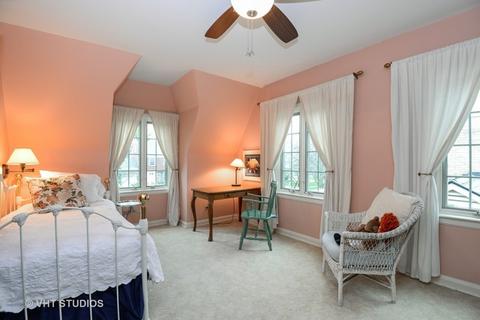3214 Thayer St, Evanston, IL 60201 photo 12
