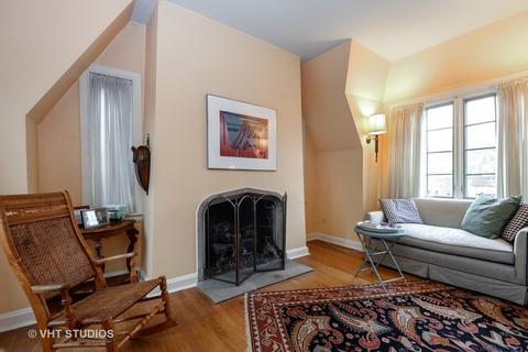 3214 Thayer St, Evanston, IL 60201 photo 9