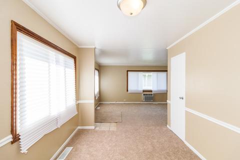 23 E Rocket Cir, Park Forest, IL 60466 photo 4