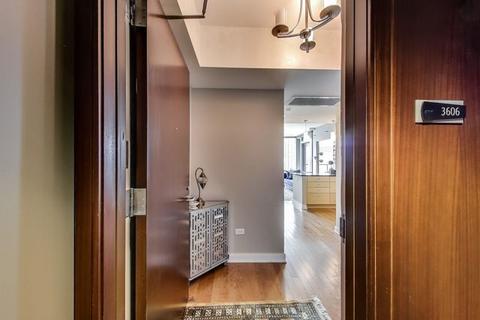 60 E Monroe St #3606, Chicago, IL 60603 photo 2