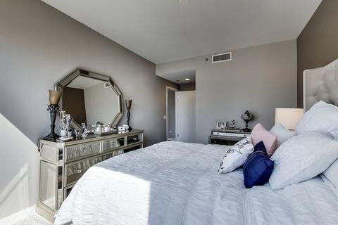 60 E Monroe St #3606, Chicago, IL 60603 photo 9