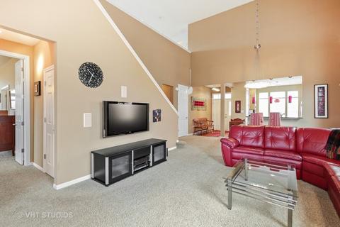 3896 Valhalla Dr, Elgin, IL 60124 photo 5