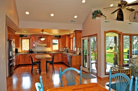 412 Pershing Ave, Wheaton, IL 60189 photo 11