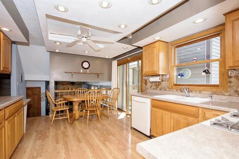 1027 Concord Dr, Bartlett, IL 60103 photo 7