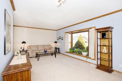 1027 Concord Dr, Bartlett, IL 60103 photo 2