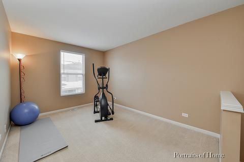 2517 Emily Ln, Elgin, IL 60124 photo 14