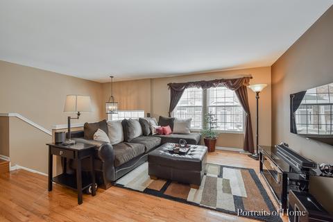 2517 Emily Ln, Elgin, IL 60124 photo 2