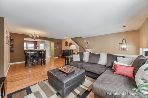 2517 Emily Ln, Elgin, IL 60124 photo 3