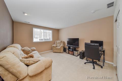 2517 Emily Ln, Elgin, IL 60124 photo 15