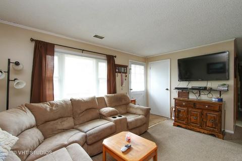 1619 Pleasant Ave, Mchenry, IL 60050 photo 2