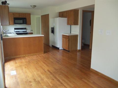 3253 Gresham Ln E, Aurora, IL 60504 photo 6
