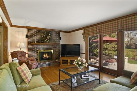 522 E Suffield Dr, Arlington Heights, IL 60004 photo 9