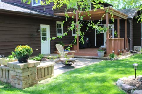 100 Brookside Dr, Elgin, IL 60123 photo 3