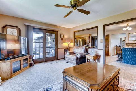 100 Brookside Dr, Elgin, IL 60123 photo 11
