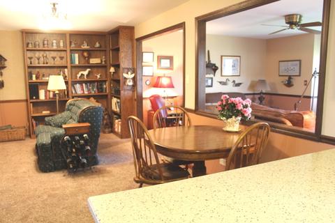 100 Brookside Dr, Elgin, IL 60123 photo 26