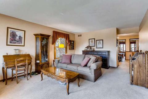 100 Brookside Dr, Elgin, IL 60123 photo 19
