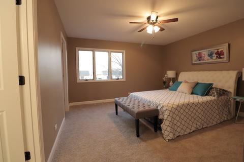 54 Deerpath Rd, Matteson, IL 60443 photo 18