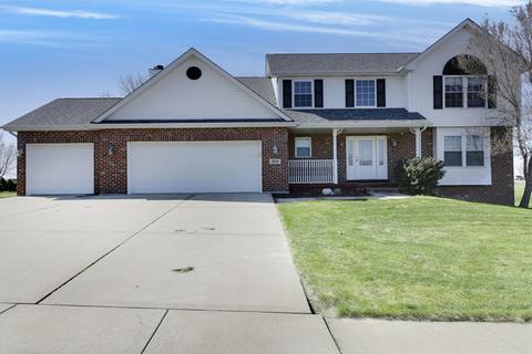 910 Casey Dr, Minooka, IL 60447 photo 1