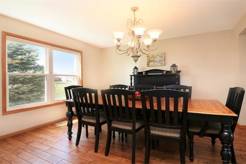 910 Casey Dr, Minooka, IL 60447 photo 6