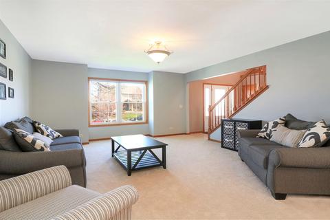 910 Casey Dr, Minooka, IL 60447 photo 4