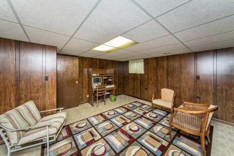 330 Jon Ct, Des Plaines, IL 60016 photo 23