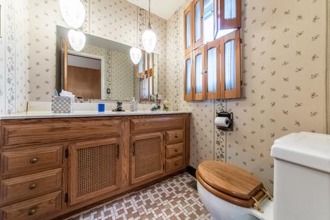 330 Jon Ct, Des Plaines, IL 60016 photo 11