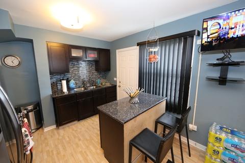 2152 E 100th St, Chicago, IL 60617 photo 3