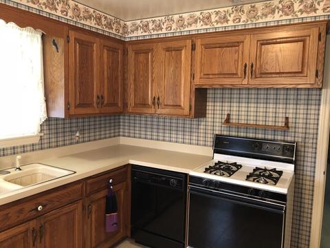121 S Commonwealth Ave, Elgin, IL 60123 photo 10