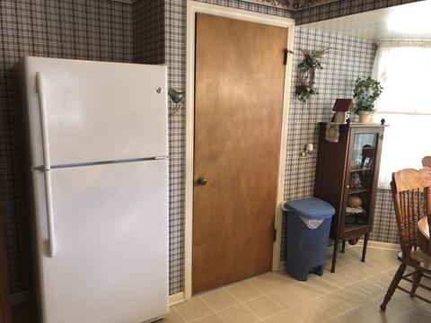 121 S Commonwealth Ave, Elgin, IL 60123 photo 7