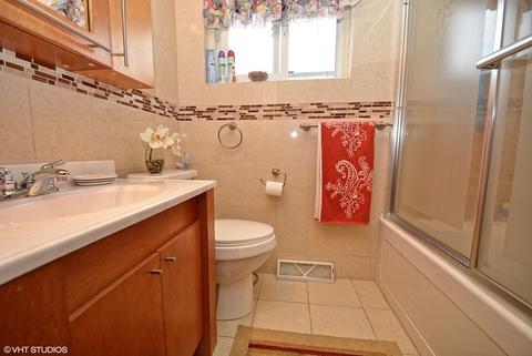 7811 Laporte Ave, Burbank, IL 60459 photo 15