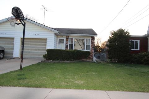 474 Ryerson Ave, Elgin, IL 60123 photo 2