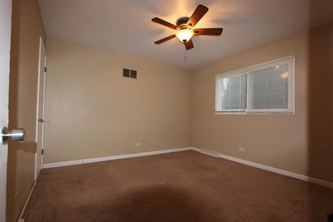 474 Ryerson Ave, Elgin, IL 60123 photo 8