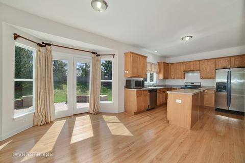 219 Hearthstone Dr, Bartlett, IL 60103 photo 4