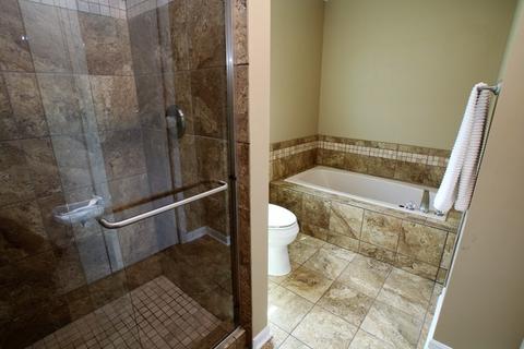 871 Brewster Ln, Bartlett, IL 60103 photo 11