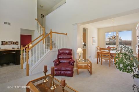 1109 Spinnaker St, Elgin, IL 60123 photo 3