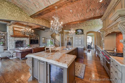 909 E Hillside Rd, Naperville, IL 60540 photo 8